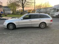 Usado Mercedes E320 224 HP (164 kW) 2008 Prateado Carrinha