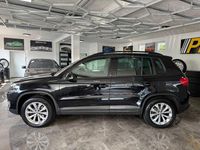 Second-hand VW Tiguan Trendline 122 CP (89 kW) 2012 Negru SUV
