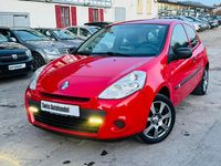 Gebraucht Renault Clio III 75 PS (55 kW) 2012 Rot Kleinwagen
