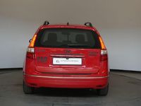 Second-hand Hyundai i30 Comfort 126 CP (92 kW) 2010 Roșu Break