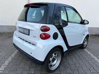 Gebraucht Smart ForTwo Coupé Pure 61 PS (44 kW) 2010 Weiß Coupé