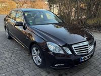 Gebraucht Mercedes E250 Avantgarde 204 PS (150 kW) 2009 Violet Limousine