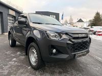 Neu Isuzu D-Max 163 PS (119 kW) 2026 Grau SUV