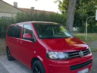 Gebraucht VW Multivan 140 PS (102 kW) 2013 Rot Van / Kleinbus
