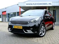 Gebraucht Kia Niro First Edition 105 PS (77 kW) 2017 Schwarz SUV