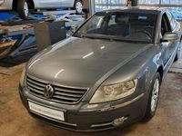 Gebraucht VW Phaeton 239 PS (175 kW) 2009 Grau Limousine