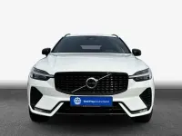 Gebraucht Volvo XC60 145 PS (106 kW) 2022 SUV