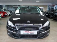 Gebraucht Peugeot 308 Style 131 PS (96 kW) 2015 Schwarz Limousine