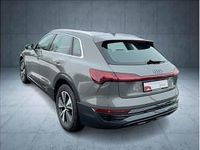 Gebraucht Audi Q8 e-tron Advanced 250 kW (340 PS) 2024 Grau (chronosgrau) SUV