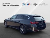 Neu BMW 520 Exclusive 197 PS (144 kW) 2026 Grau Limousine