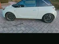 Usata Opel Adam 70 CV (51 kW) 2017 Andere farben Utilitaria