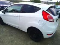 Second-hand Ford Fiesta 80 CP (58 kW) 2015 Alb Hatchback