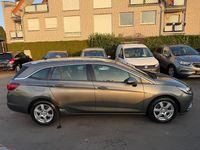 Gebraucht Opel Astra Dynamic 110 PS (80 kW) 2019 Grau Kombi