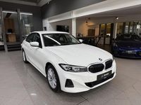 Gebraucht BMW 318 Shadowline 156 PS (114 kW) 2023 Weiß Limousine