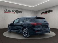 Gebraucht Ford Focus Titanium 155 PS (114 kW) 2025 Schwarz Limousine