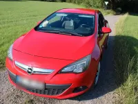 Gebraucht Opel Astra GTC 180 PS (132 kW) 2011 Rot Limousine