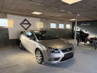 Gebraucht Ford Focus Cabriolet Titanium 145 PS (106 kW) 2007 Silber Cabrio