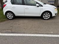 Gebraucht Opel Corsa 70 PS (51 kW) 2010 Weiß Limousine