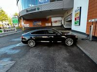 gebraucht Audi A5 süper Zustand noch angemeldet nicht Raucher und Tier frei