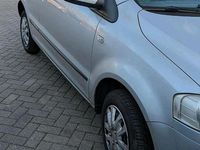 Usata VW Fox 60 CV (44 kW) 2007 Argento Utilitaria