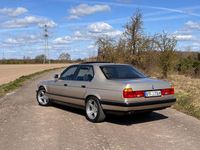 Brugt BMW 730 188 HK (138 kW) 1992 Guld Sedan