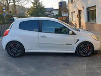 Gebraucht Renault Clio II 197 PS (144 kW) 2009 Weiß Kleinwagen