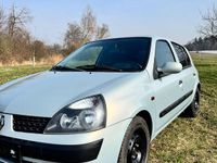 Gebraucht Renault Clio II Authentique 75 PS (55 kW) 2002 Silber Kleinwagen