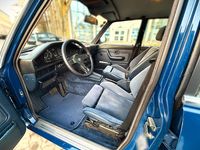 Gebraucht BMW 525 129 PS (94 kW) 1987 Blau Limousine
