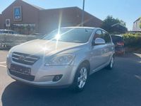 Gebraucht Kia Ceed EX 109 PS (80 kW) 2009 Grau Kleinwagen