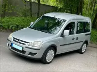 Używany Opel Combo 97 KM (71 kW) 2007 Srebrny Minivan