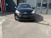 Gebraucht Hyundai i10 67 PS (49 kW) 2014 Schwarz Kleinwagen