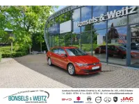 Gebraucht VW Golf VIII Life 110 PS (80 kW) 2022 Rot Kleinwagen