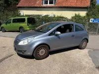Gebraucht Opel Corsa Basis 80 PS (58 kW) 2007 Silber Kleinwagen