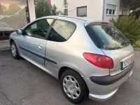 Gebraucht Peugeot 206 75 PS (55 kW) 2002 Grau Kleinwagen