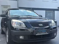 Gebraucht Kia Rio EX 111 PS (81 kW) 2007 Schwarz Limousine