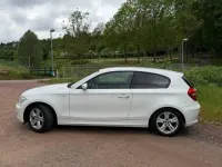 Gebraucht BMW 116 123 PS (90 kW) 2008 Weiß Kleinwagen