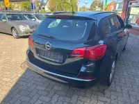 Second-hand Opel Astra Style 140 CP (102 kW) 2014 Verde Break