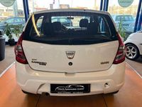 Gebraucht Dacia Sandero Ambiance 75 PS (55 kW) 2009 Weiß Limousine