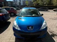 Gebraucht Peugeot 206+ 75 PS (55 kW) 2011 Blau Kleinwagen