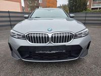 Gebraucht BMW 320e M Sport 163 PS (119 kW) 2023 Skyscraper grau metallic Kombi