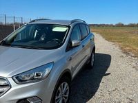 Gebraucht Ford Kuga 150 PS (110 kW) 2018 Silber SUV