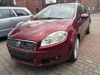 Gebraucht Fiat Linea Dynamic 120 PS (88 kW) 2009 Rot Limousine