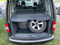 Gebraucht VW Caddy Trendline 110 PS (80 kW) 2011 Braun Van / Kleinbus