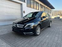 Gebraucht Mercedes B200 136 PS (100 kW) 2012 Schwarz Van / Kleinbus