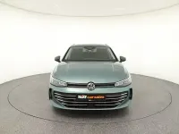 Gebraucht VW Passat Business 150 PS (110 kW) 2025 Grün Kombi