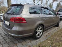 Usata VW Passat Highline 150 CV (110 kW) 2011 Marrone Station wagon