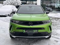 Neu Opel Mokka-e Ultimate 100 kW (136 PS) 2025 Matcha green metallic SUV