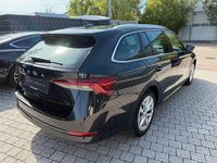 Second-hand Skoda Octavia Style 150 CP (110 kW) 2023 Negru Break