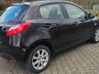 Gebraucht Mazda 2 Edition 75 PS (55 kW) 2012 Schwarz Kleinwagen