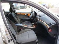 Usata Mercedes E320 204 CV (150 kW) 2005 Argento Berlina